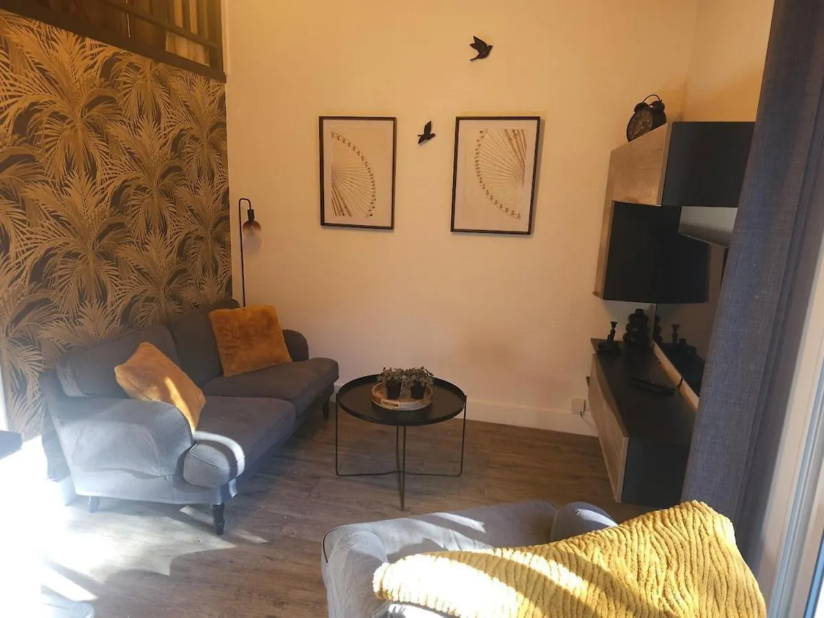 Apartment Sublime Appartement Calme Et Cosy Saint-Raphael  France